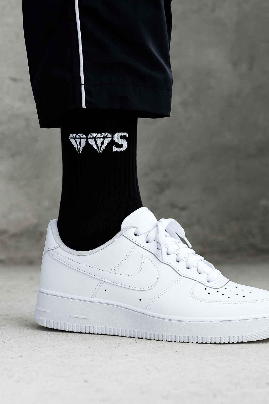 Pack 2 Paires Chaussettes “VVS” – Noir/Blanc (Taille unique 39-44)